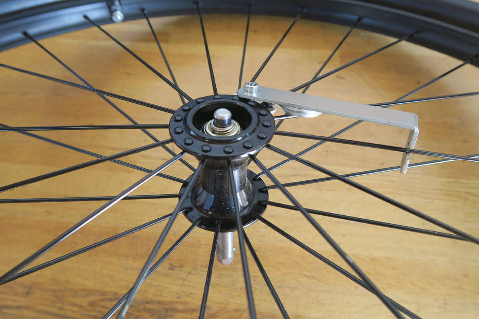 パンテーラ純正の「テトラ・クイック・リリース」を松永製作所のマックスプレジャーの標準スポーク車輪に取り付けしました