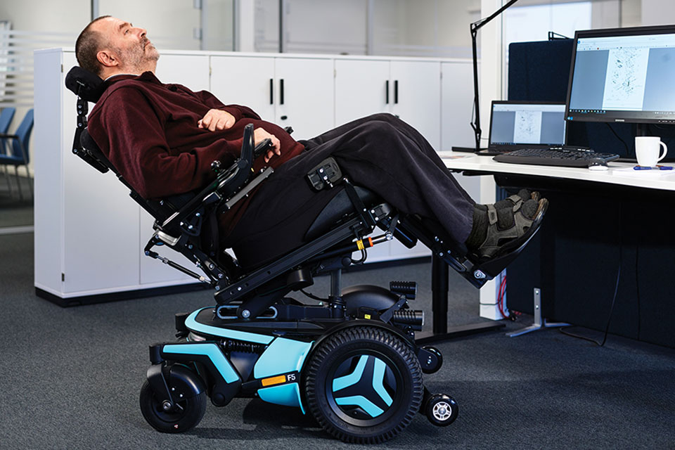 permobil-power-wheelchairs-s23