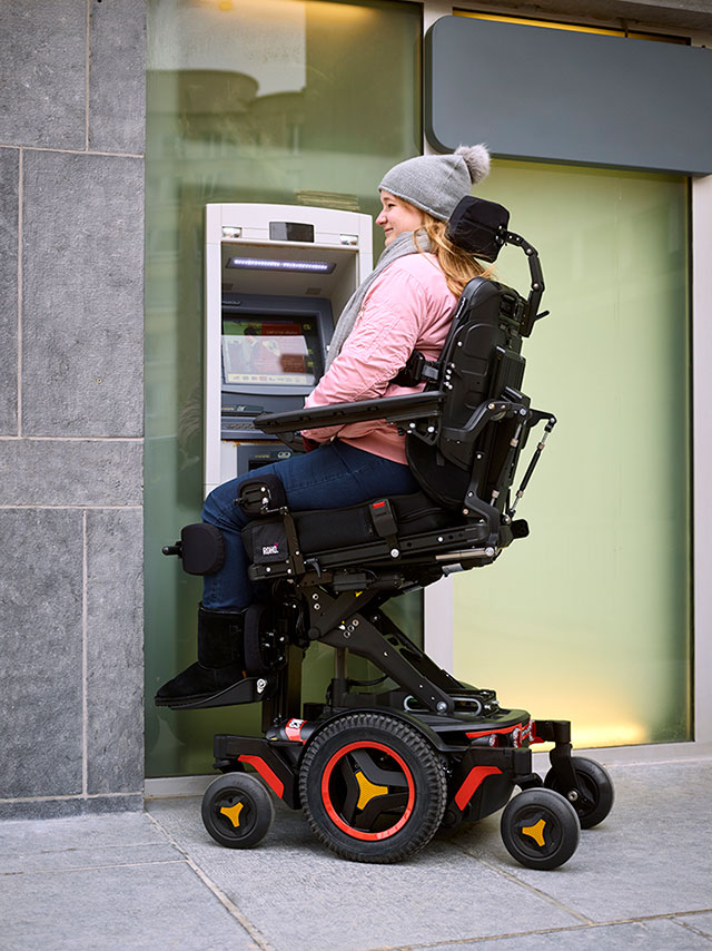 Permobil Power Wheelchairs ペルモビール 電動車いす