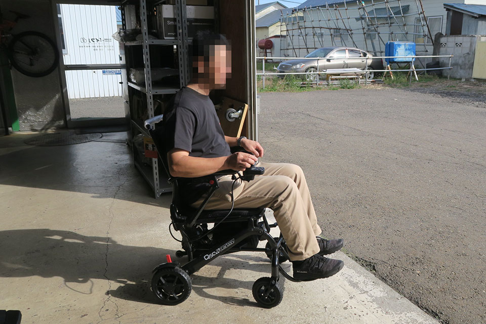 クイッキー 電動車椅子 Q50 R カーボン デモ車の初試乗